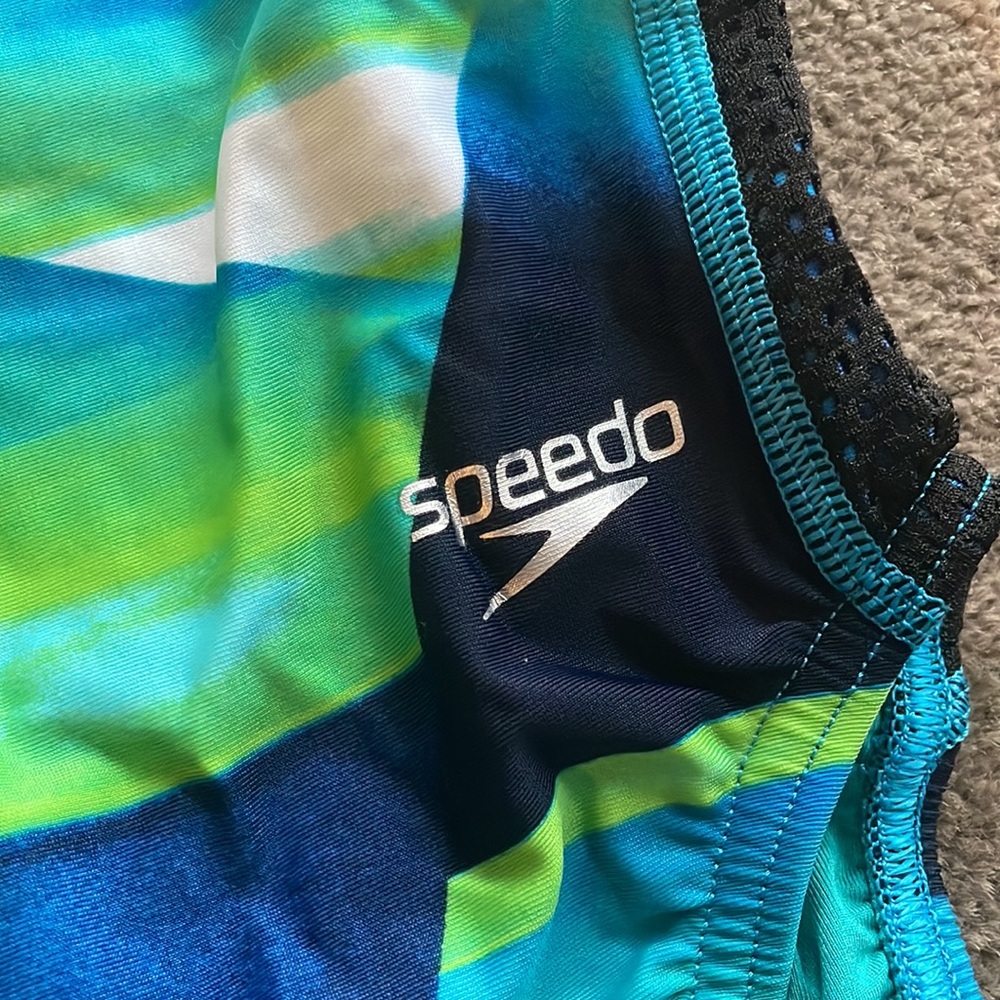 Speedo women’s Powerflex Eco 30 one piece bathing suit - Picture 2 of 4